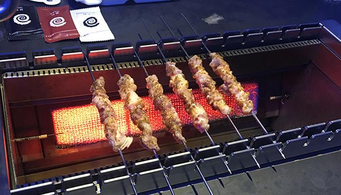 室內(nèi)無煙燃?xì)庾詣有D(zhuǎn)燒烤爐